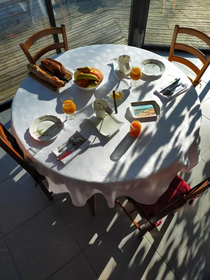 Holly Wood Apartment Олт Екстериор снимка